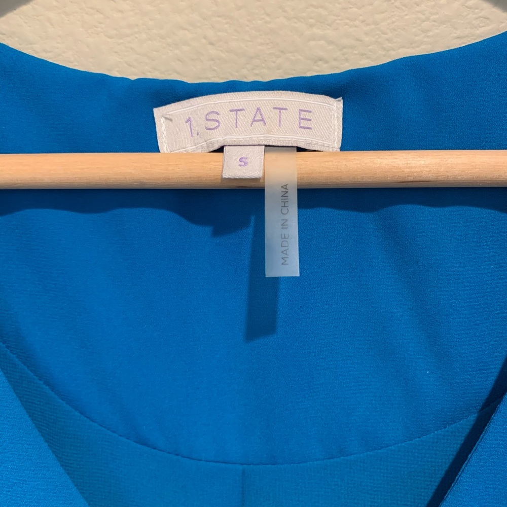 1. State flounce hem shift dress. - Picture 5 of 5